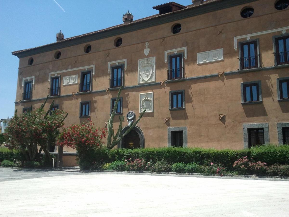 Castello Di Casapozzano Bed & Breakfast Aversa Exterior photo